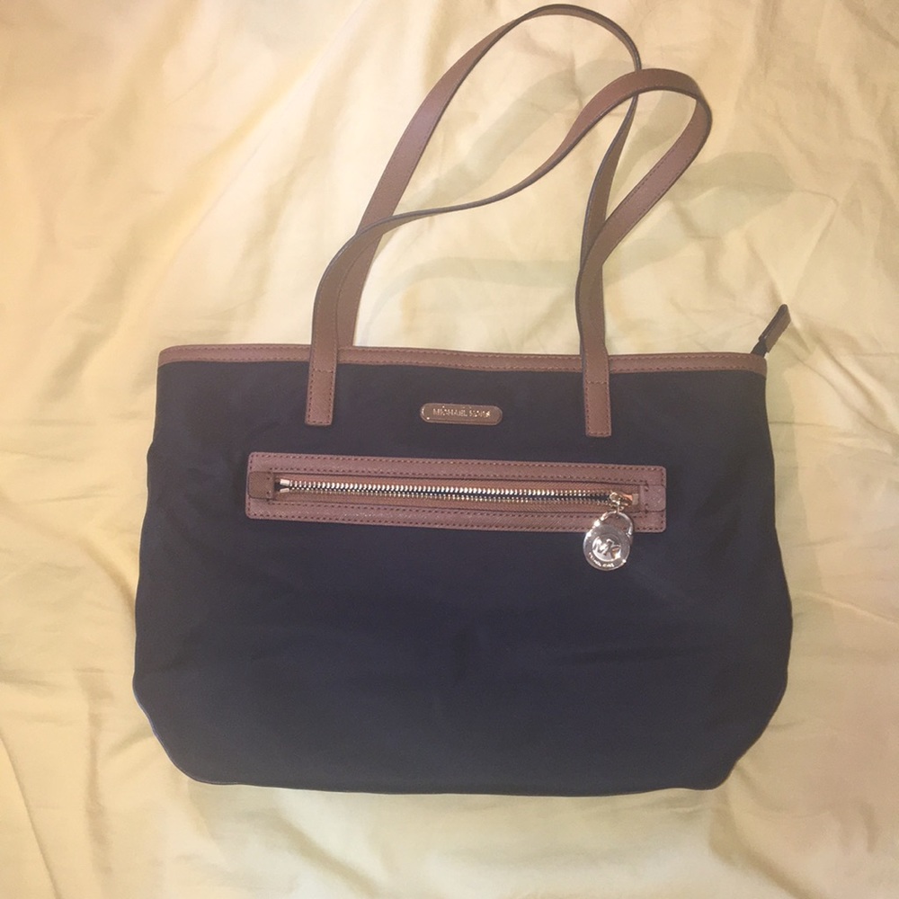 Small black Michael kors purse